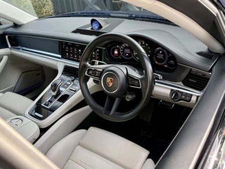 2022 Porsche Panamera - photo 15