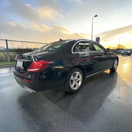 2018 Mercedes-Benz E-Class - photo 24