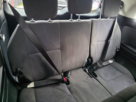 2015 Toyota Estima - photo 8