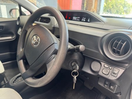 2021 Toyota Aqua - photo 18