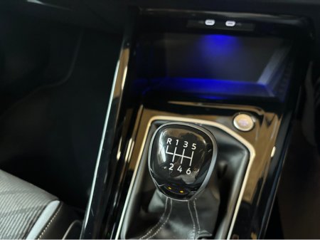 2024 Volkswagen Golf - photo 13