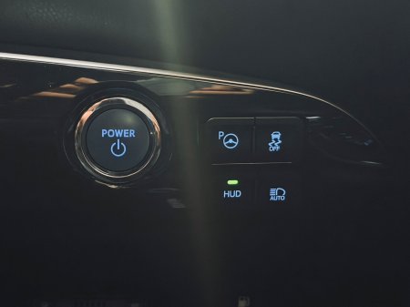 2018 Toyota Prius - photo 16