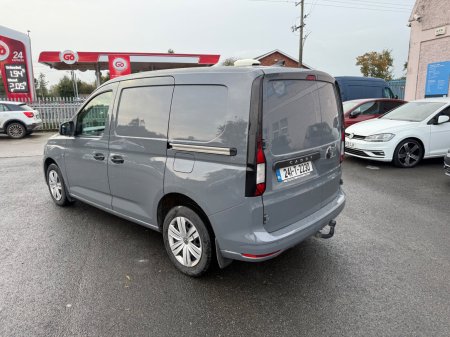 2024 Volkswagen Caddy - photo 2