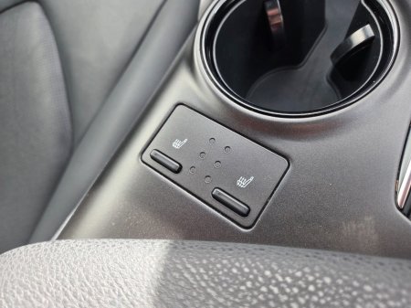 2021 Toyota Camry - photo 18