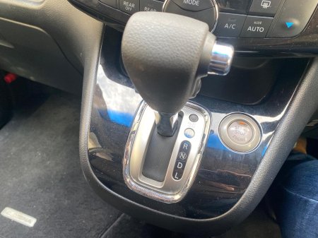 2014 Nissan Serena - photo 3