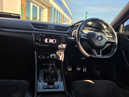 2017 Skoda Superb - photo 11