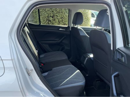 2024 Volkswagen T-Cross - photo 8