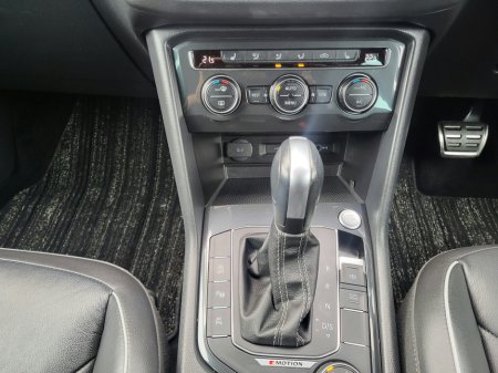 2020 Volkswagen Tiguan - photo 13