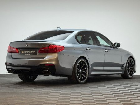2017 BMW 5-Series - photo 7