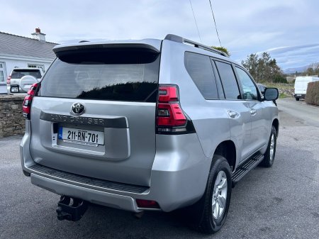 2021 Toyota Land Cruiser - photo 8