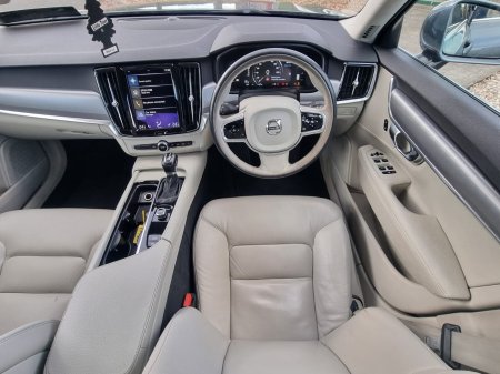 2017 Volvo S90 - photo 25