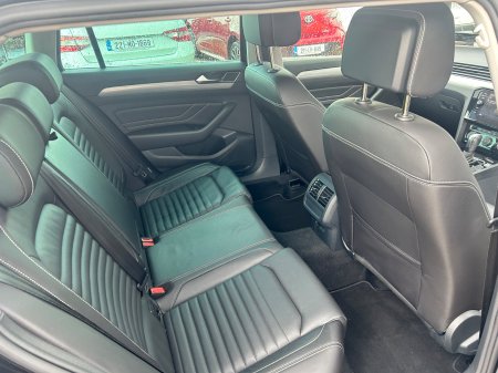 2023 Volkswagen Passat - photo 10