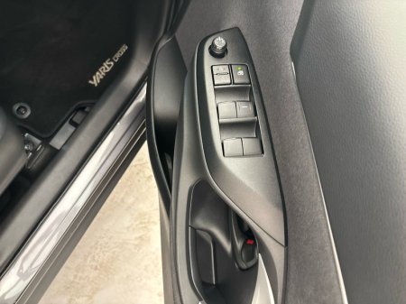 2024 Toyota Yaris Cross - photo 12