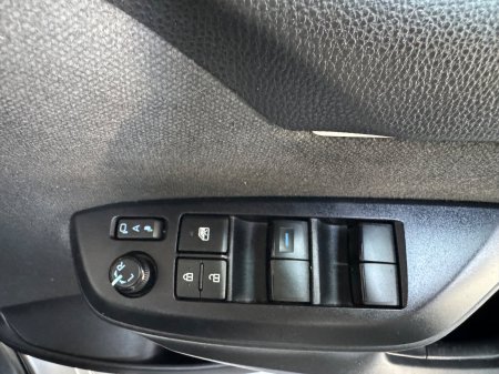 2021 Toyota Yaris - photo 13