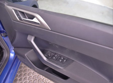 2021 Volkswagen Polo - photo 27