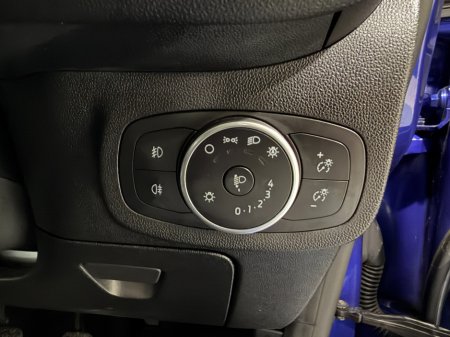 2018 Ford Fiesta - photo 18