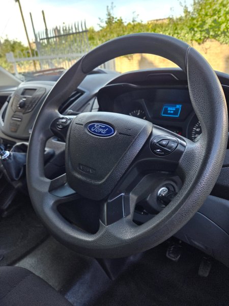 2017 Ford Transit - photo 8