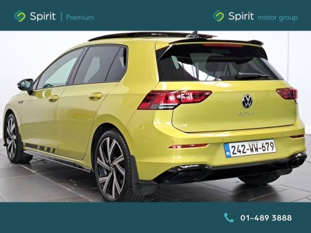 2024 Volkswagen Golf - photo 2