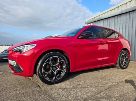 2022 Alfa Romeo Stelvio - photo 3
