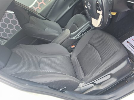 2016 Toyota Prius - photo 21
