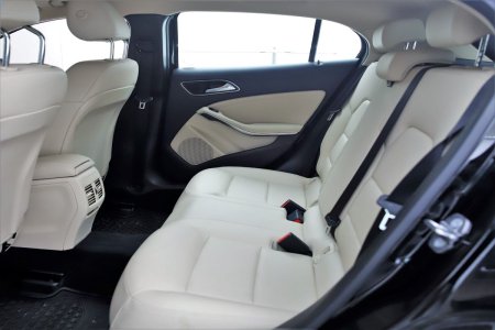 2019 Mercedes-Benz GLA - photo 16
