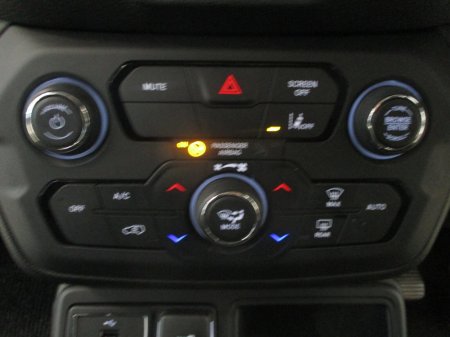 2023 Jeep Renegade - photo 27