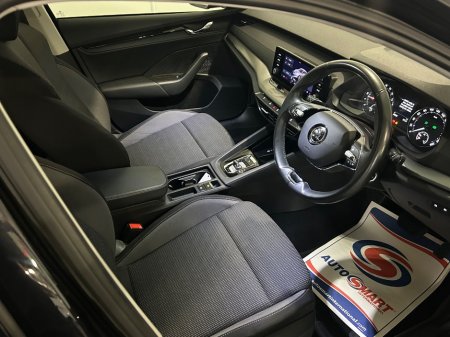 2023 Skoda Octavia - photo 11