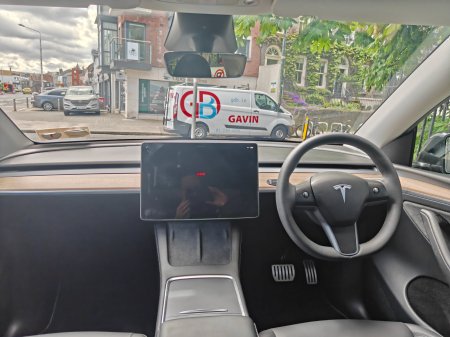 2024 Tesla Model Y - photo 8