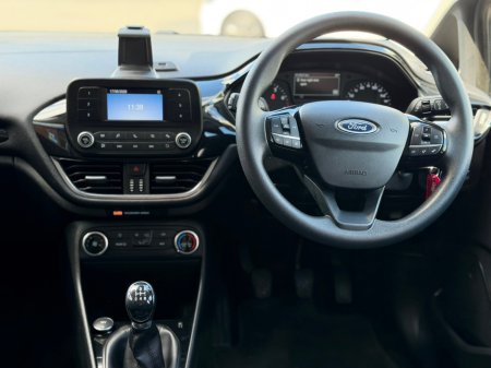 2019 Ford Fiesta - photo 5