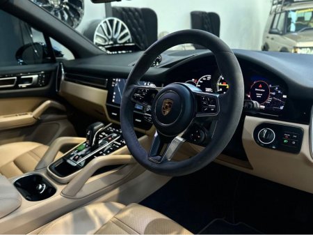 2022 Porsche Cayenne - photo 8