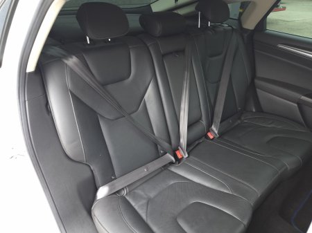 2015 Ford Mondeo - photo 17