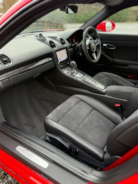 2018 Porsche 718 - photo 21