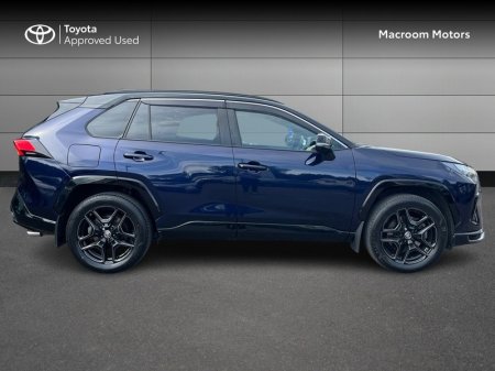 2025 Toyota RAV4 - photo 3