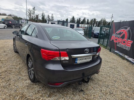 2015 Toyota Avensis - photo 3