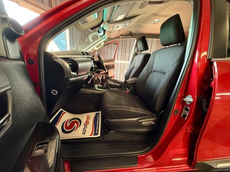 2026 Toyota Hilux - photo 18