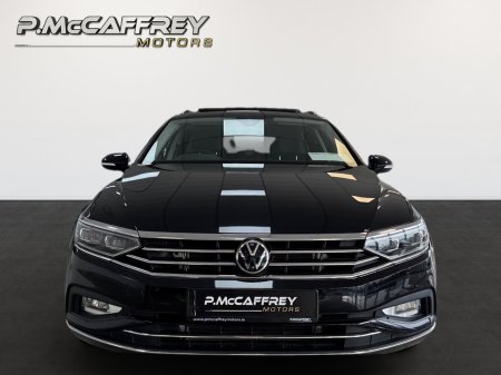 2021 Volkswagen Passat - photo 2