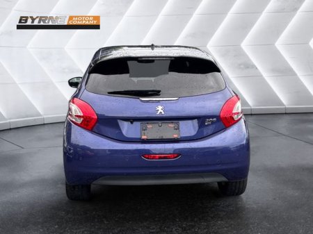 2015 Peugeot 208 - photo 4