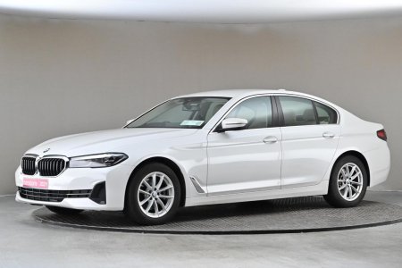 2021 BMW 5-Series - photo 4
