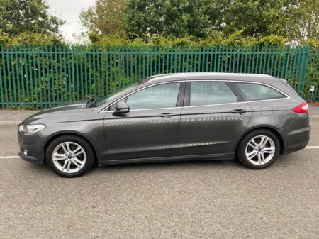 2015 Ford Mondeo - photo 12