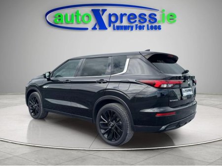 2023 Mitsubishi Outlander - photo 5
