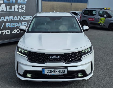 2023 Kia Sorento - photo 2