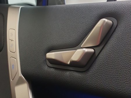 2023 BMW iX - photo 31