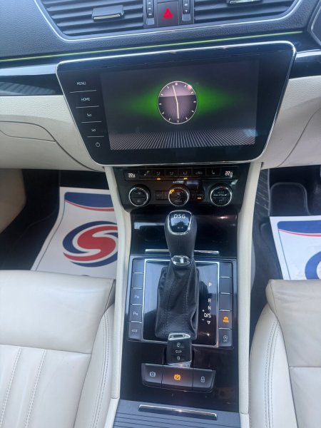 2017 Skoda Superb - photo 25