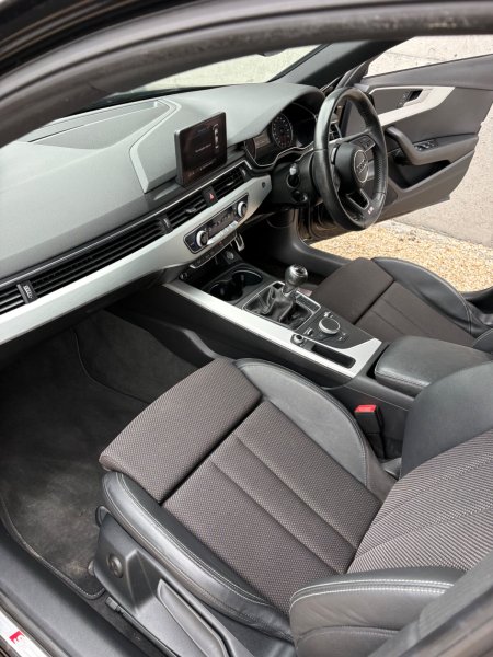2017 Audi A4 - photo 14