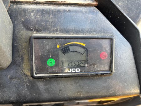 0 JCB  - photo 16