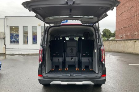 2025 Ford Tourneo Custom - photo 6