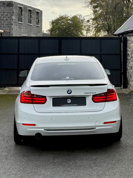 2013 BMW 3-Series - photo 5