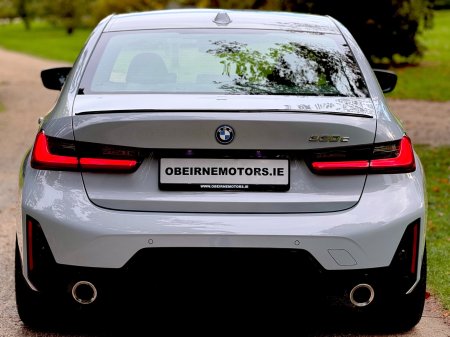 2023 BMW 3-Series - photo 13