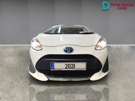 2021 Toyota Aqua - photo 2