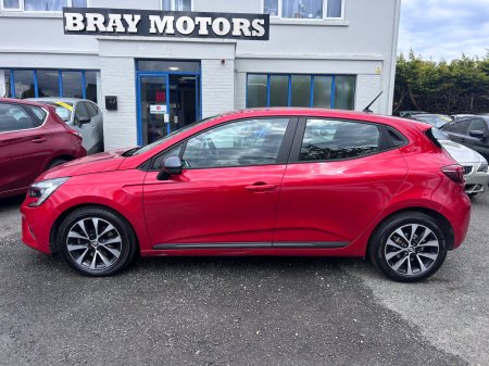 2023 Renault Clio - photo 3